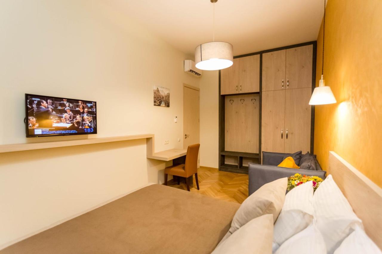 Luxury 3 Bedroom Apartment By Freedom Square City Center Tbilisi Eksteriør bilde